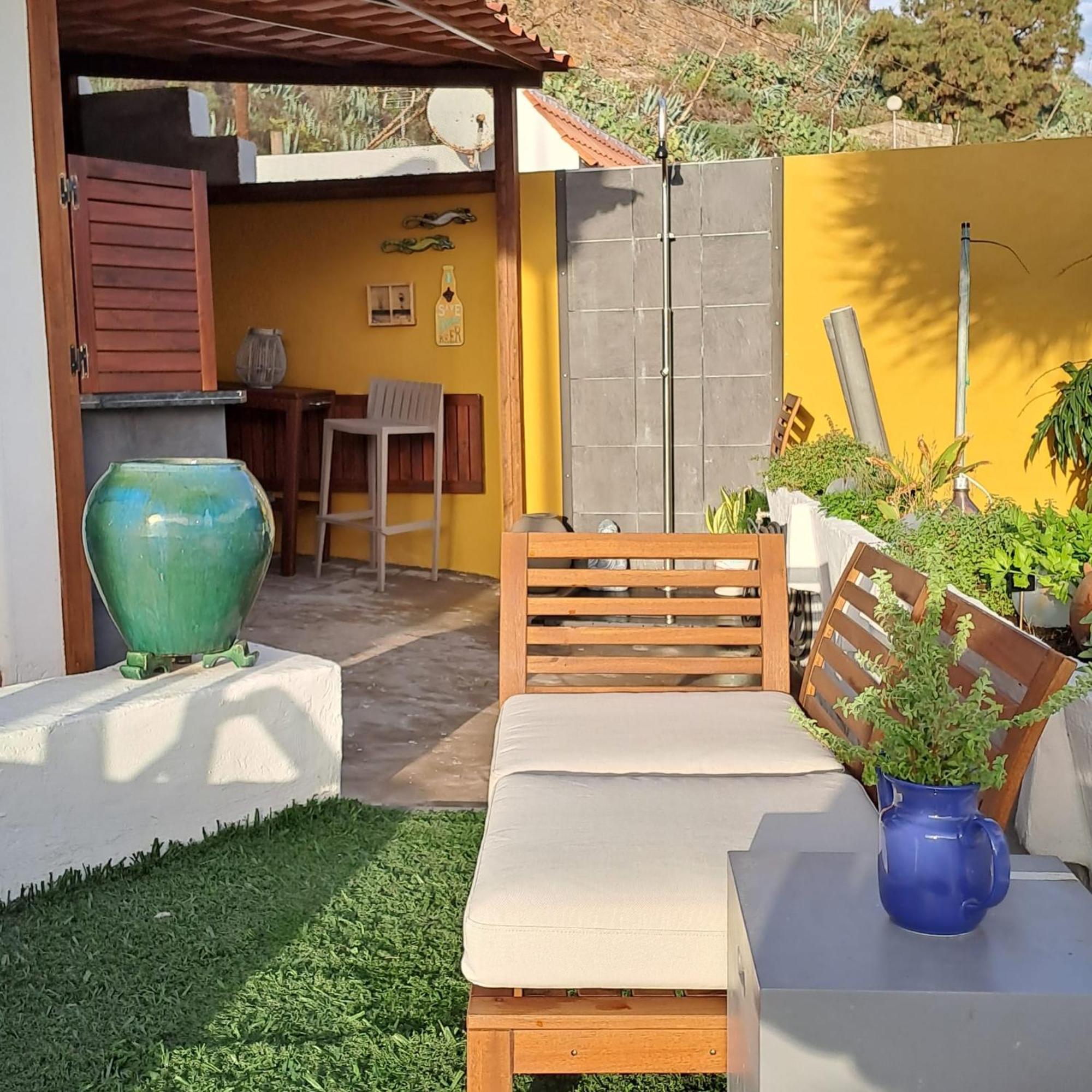 Drago 100, Quiet And Friendly Ferienhaus Telde